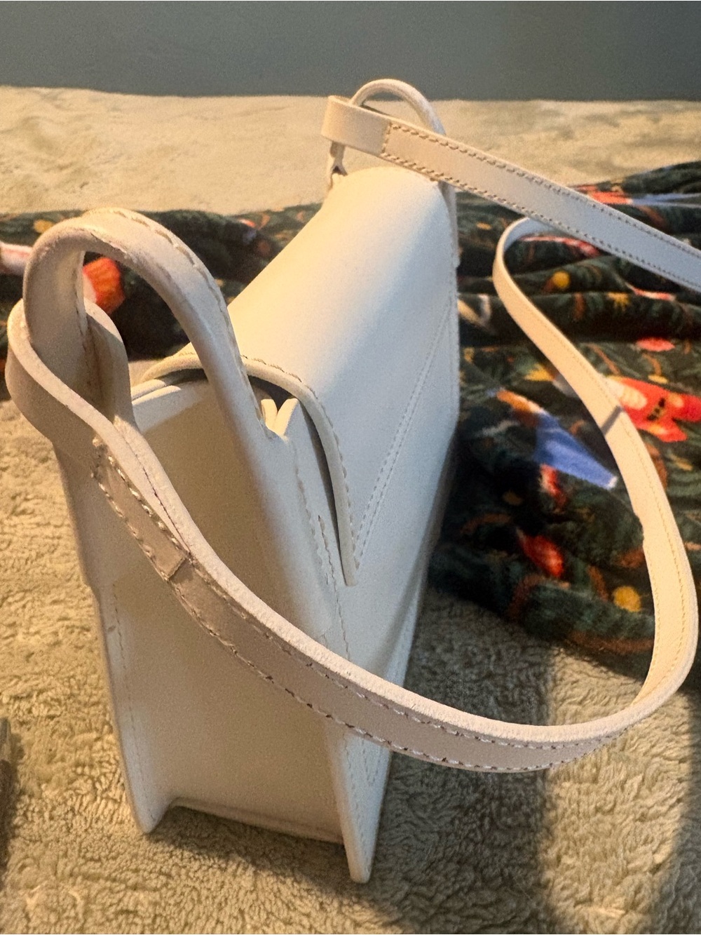 Dooney & Bourke Cream Leather Mickey Mouse Crossbody - Picture 3 of 3